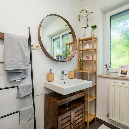 Eg Mitte Helle 70m 2 Naehe Salzburg By Interhome * Freilassing