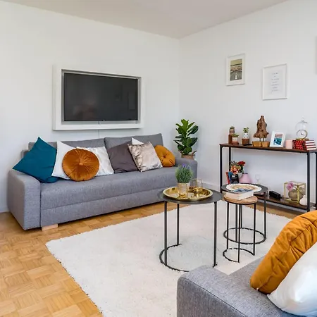Eg Mitte Helle 70m 2 Naehe Salzburg By Interhome * Freilassing