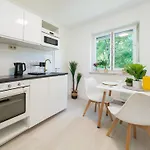 Eg Mitte Helle 70m 2 Naehe Salzburg By Interhome Lejlighed Freilassing
